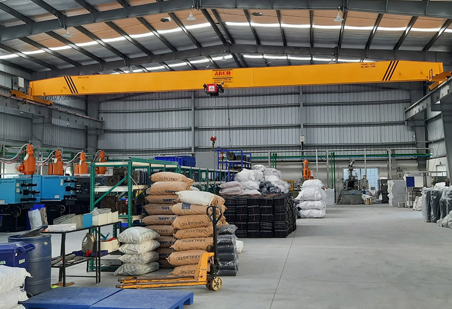 Balanced C-Hook Manufactures